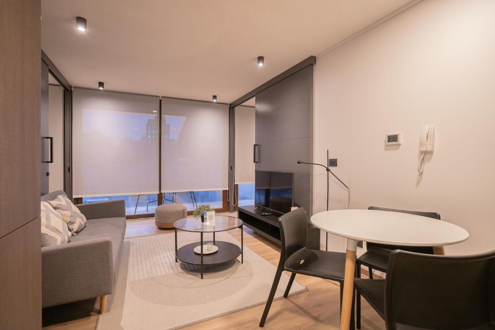 Amplio Departamento A Pasos De E Militar Apartamento Santiago